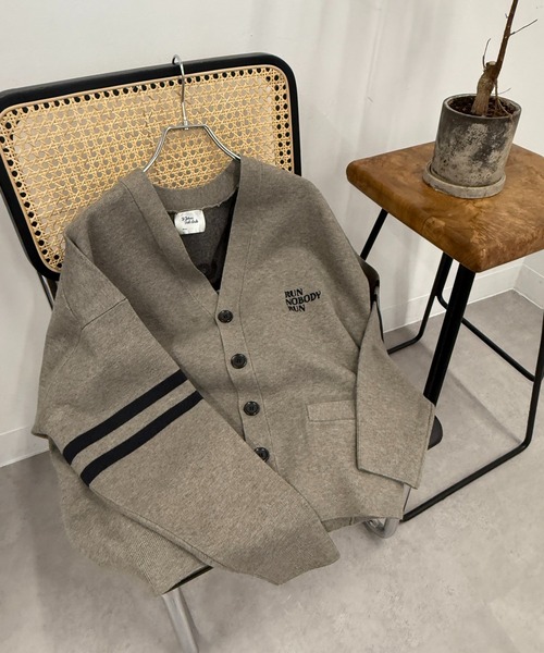 St.Johns 3rd club（セントジョンズサードクラブ）の「【St.Johns 3rd club】カレッジニットカーディガン（カーディガン/ボレロ・レディース・グレー/ブラウン/ネイビー/チャコールグレー/バーガンディー/グレー系2・FREE）」の13枚目の写真