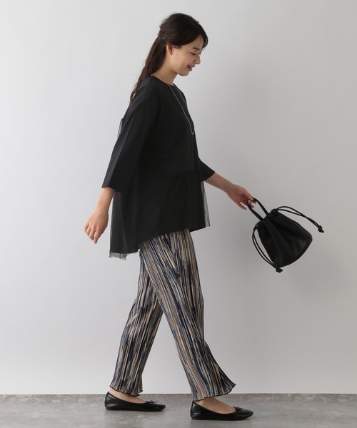 GLOBAL WORK Smile Seed Store（グローバルワーク スマイルシードストア）の「バック布帛プルオーバー七分袖/144007（Tシャツ/カットソー・レディース・オフホワイト/ブラック/チャコール/グレイッシュベージュ・X-LARGE/LARGE/MEDIUM/SMALL）」の13枚目の写真