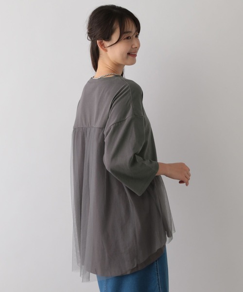 GLOBAL WORK Smile Seed Store（グローバルワーク スマイルシードストア）の「バック布帛プルオーバー七分袖/144007（Tシャツ/カットソー・レディース・オフホワイト/ブラック/チャコール/グレイッシュベージュ・X-LARGE/LARGE/MEDIUM/SMALL）」の22枚目の写真