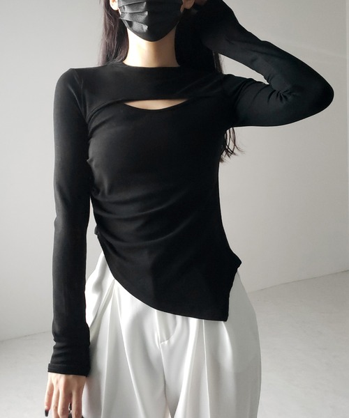 me+em select(ミームセレクト)の「【 3color 】カットアウトサイドシャーリングアシンメトリートップス / cut-out side shirring asymmetry tops(Tシャツ/カットソー・レディース・ホワイト/グレー/ブラック・FREE)」の10枚目の写真
