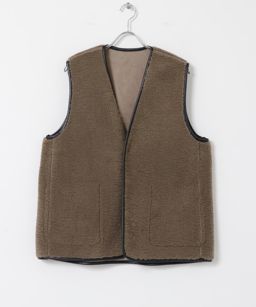 ITEMS URBANRESEARCH（アイテムズ アーバンリサーチ）の「フェイクムートン ボア リバーシブルベスト（ベスト・メンズ・ブラウン/ブラック・MEDIUM/LARGE）」の6枚目の写真