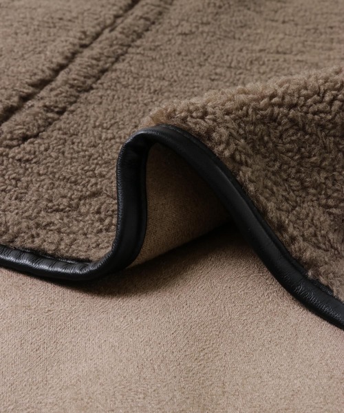 ITEMS URBANRESEARCH（アイテムズ アーバンリサーチ）の「フェイクムートン ボア リバーシブルベスト（ベスト・メンズ・ブラウン/ブラック・MEDIUM/LARGE）」の12枚目の写真