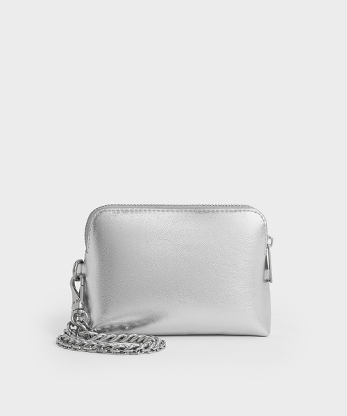 CHARLES & KEITH(チャールズ & キース)の「Atwood アットウード クリンクルエフェクトチェーンハンドルポーチ(ポーチ・レディース・スミクロ/シルバー/グレー・XXS)」の10枚目の写真