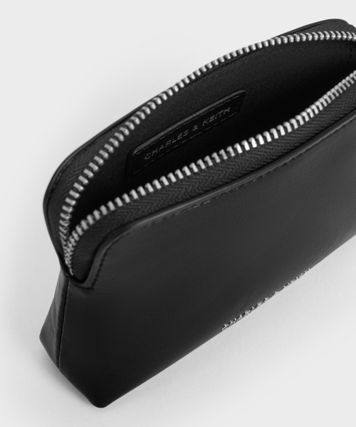 CHARLES & KEITH◆Atwood クリンクル チェーンハンドル ポーチ セール】Atwood アットウード クリンクルエフェクトチェーン
