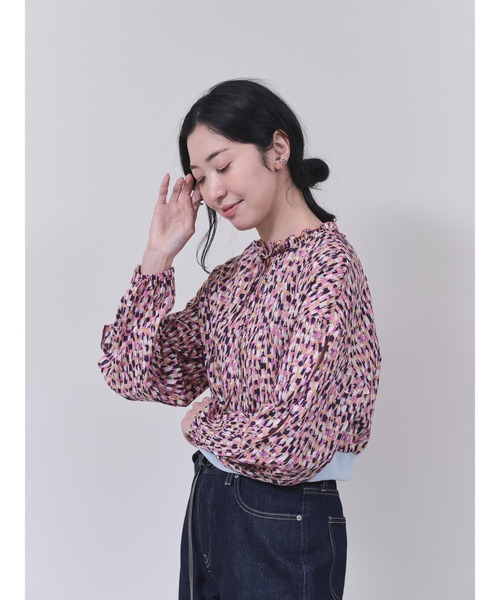 DOLLUPOOPS（ドールアップウップス）の「幾何学柄プリントスリーブスリットブラウス（シャツ/ブラウス・レディース・オレンジ/グリーン・38）」の22枚目の写真