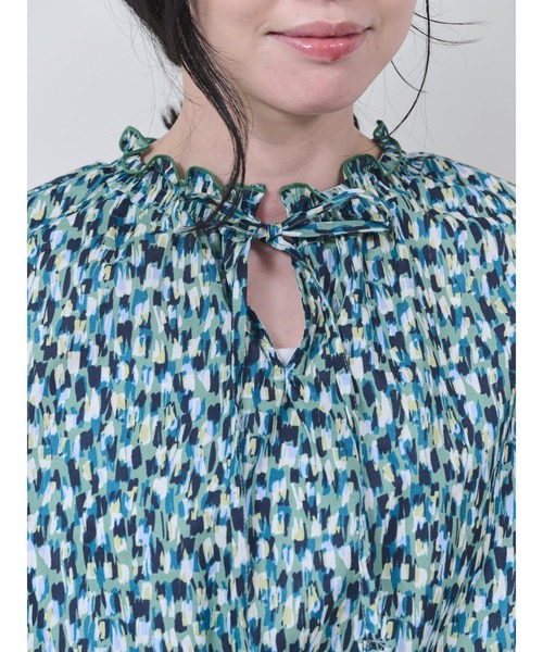 DOLLUPOOPS（ドールアップウップス）の「幾何学柄プリントスリーブスリットブラウス（シャツ/ブラウス・レディース・オレンジ/グリーン・38）」の15枚目の写真