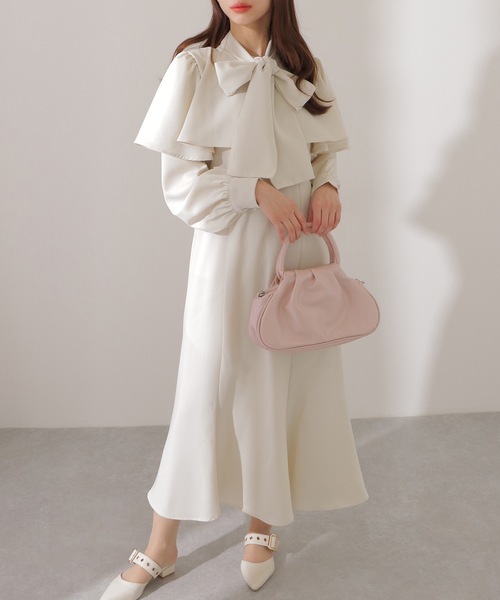 Lace Ladies（レースレディース）の「ケープカラー ボウタイ付き ロング ブラウス ワンピース（ワンピース・レディース・アイボリー/ブルーグレー/ブラック・FREE/S）」の18枚目の写真
