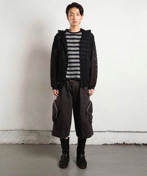 NVRFRGT(ネヴァーフォーゲット)の「SEMI SHEER CABLE KNITTED BUTTON UP HOODIE(ニット/セーター・メンズ・ブラック/チャコールグレー・2)」の5枚目の写真