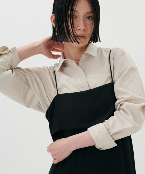 LARUTA（ラルータ）の「［Web限定］【LARUTA】ちびロゴ刺繍ベーシックシャツ（シャツ/ブラウス・レディース・その他1/ブルー/オフホワイト/ライトベージュ・FREE）」の14枚目の写真