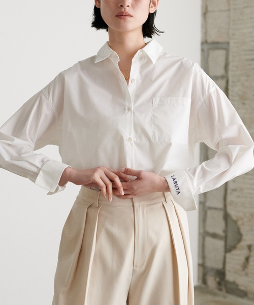 ブラウス シャツ 「LARUTA」ちびロゴ刺繍ベーシックシャツ レディース LARUTA｜【Web限定】ちびロゴ刺繍ベーシックシャツ | Rakuten