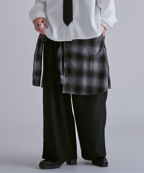 Ellno Loset（エルノロゼット）の「シャツラップワイドパンツ
