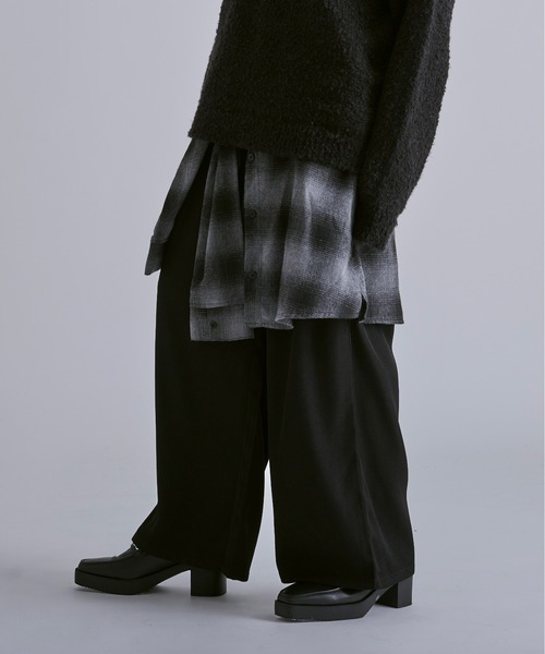 Ellno Loset（エルノロゼット）の「シャツラップワイドパンツ（その他パンツ・メンズ・ブラック/レッド・SMALL/MEDIUM/LARGE/X-SMALL）」の12枚目の写真