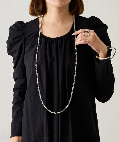 SHENERY(シーナリー)の「《重ね着けでボリュームを出しても◎》ボールチェーンネックレス110cm(ネックレス・レディース・シルバー・FREE)」の1枚目の写真