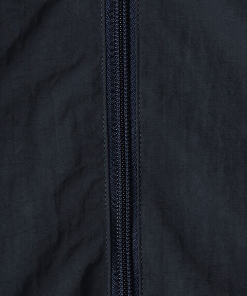 Russell Athletic(ラッセルアスレティック)の「【別注】<RUSSELL ATHLETIC>ナイロンジャケット(ナイロンジャケット・レディース・ネイビー/ワインレッド・FREE)」の22枚目の写真