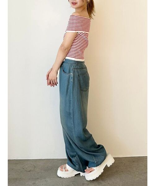 CALNAMUR(カルナムール)の「LAYERED LOOSE DENIM/レイヤードルーズデニム(デニムパンツ・レディース・ライトブルー/インディゴブルー・MEDIUM/SMALL)」の6枚目の写真