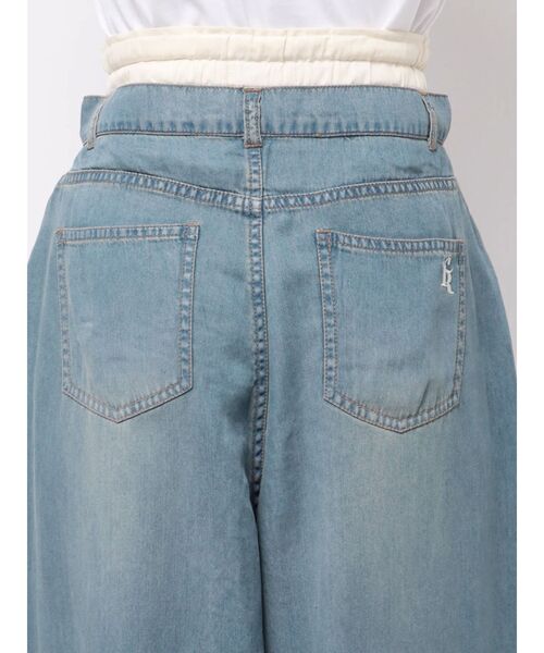 CALNAMUR(カルナムール)の「LAYERED LOOSE DENIM/レイヤードルーズデニム(デニムパンツ・レディース・ライトブルー/インディゴブルー・MEDIUM/SMALL)」の15枚目の写真