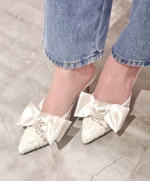 R&E（アールアンドイー）の「【R&E】リボン付きコットンレースミュールパンプス（パンプス）」