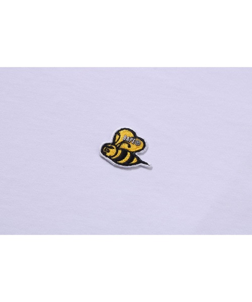 A BATHING APE(アベイシングエイプ)の「ONE POINT BAPE BEE RELAXED FIT TEE(Tシャツ/カットソー・メンズ・グリーン/ホワイト/グレー/ブラック・MEDIUM/SMALL/XX-LARGE/X-LARGE/LARGE)」の9枚目の写真