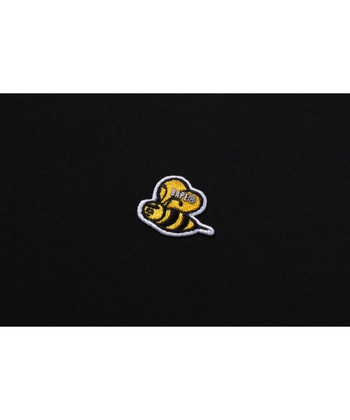 A BATHING APE(アベイシングエイプ)の「ONE POINT BAPE BEE RELAXED FIT TEE(Tシャツ/カットソー・メンズ・グリーン/ホワイト/グレー/ブラック・MEDIUM/SMALL/XX-LARGE/X-LARGE/LARGE)」の10枚目の写真