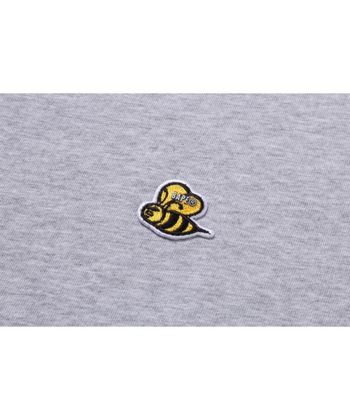 A BATHING APE(アベイシングエイプ)の「ONE POINT BAPE BEE RELAXED FIT TEE(Tシャツ/カットソー・メンズ・グリーン/ホワイト/グレー/ブラック・MEDIUM/SMALL/XX-LARGE/X-LARGE/LARGE)」の11枚目の写真
