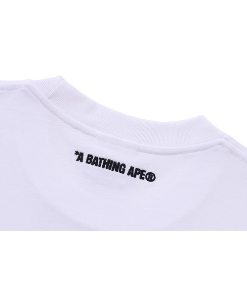 A BATHING APE(アベイシングエイプ)の「ONE POINT BAPE BEE RELAXED FIT TEE(Tシャツ/カットソー・メンズ・グリーン/ホワイト/グレー/ブラック・MEDIUM/SMALL/XX-LARGE/X-LARGE/LARGE)」の13枚目の写真