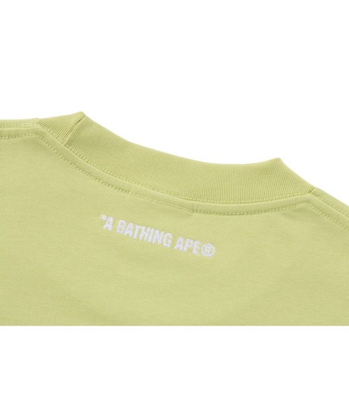 A BATHING APE(アベイシングエイプ)の「ONE POINT BAPE BEE RELAXED FIT TEE(Tシャツ/カットソー・メンズ・グリーン/ホワイト/グレー/ブラック・MEDIUM/SMALL/XX-LARGE/X-LARGE/LARGE)」の16枚目の写真