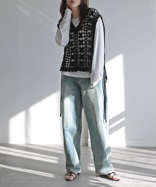 COURO（コウロ）の「サイドリボンクロシェ編みかぎ針ニットベスト（ベスト・レディース・ブラック/モカ/キナリ・M）」の9枚目の写真