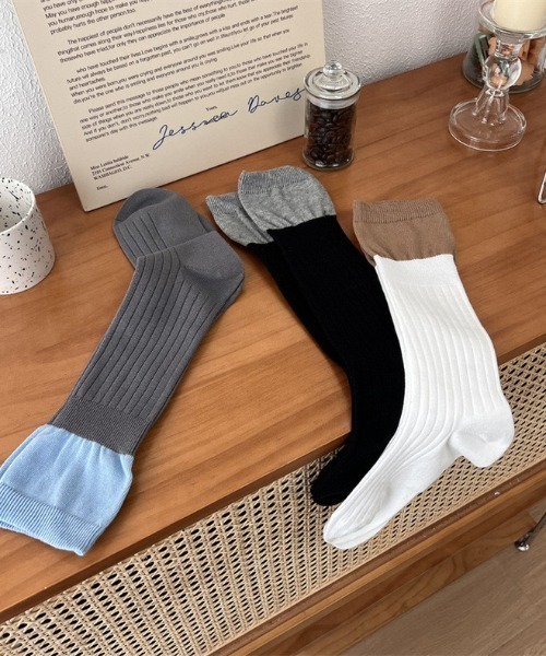 ampm（エーエムピーエム）の「フェイクレイヤードバイカラーソックス（ソックス/靴下・レディース・グレー/ブラック/ホワイト・FREE）」の10枚目の写真