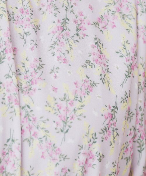 index（インデックス）の「スタンドネック小花柄ワンピース【洗濯機洗い可/イージーアイロン】（ワンピース・レディース・ピンク系5/パープル系1/ネイビー系・36/42/40/38）」の7枚目の写真