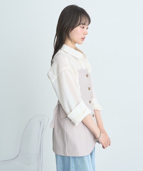 earth music&ecology(アースミュージックアンドエコロジー)の「フロントボタンビスチェ(ベスト・レディース・ベージュ/グレー/ブラック・FREE)」の17枚目の写真