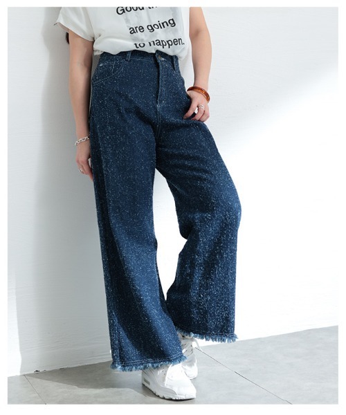 Sawa a la mode（サワアラモード）の「ダメージ風裾フリンジデニムワイドパンツ（デニムパンツ・レディース・ブルー・FREE）」の10枚目の写真