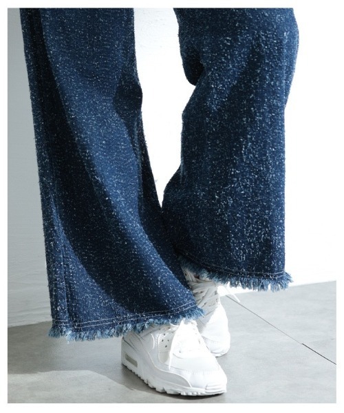 Sawa a la mode（サワアラモード）の「ダメージ風裾フリンジデニムワイドパンツ（デニムパンツ・レディース・ブルー・FREE）」の18枚目の写真