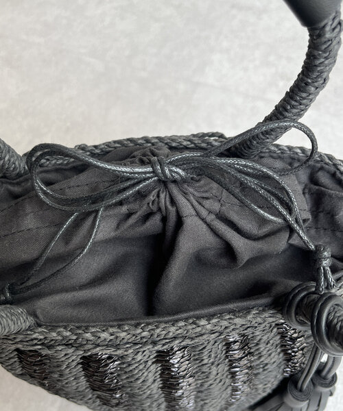 Chez toi（シェトワ）の「メタリック編み込みバケツトート（かごバッグ・レディース・ベージュ/ブラック・FREE）」の8枚目の写真