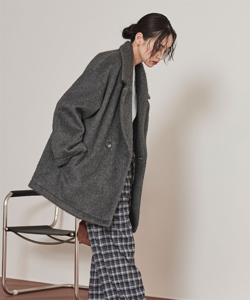 miette(ミエット)の「シャギーダブルテーラードジャケット(テーラードジャケット・レディース・グレイッシュベージュ/ブラック/チャコール・FREE)」の15枚目の写真