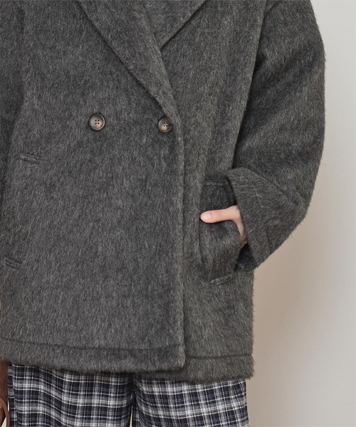miette(ミエット)の「シャギーダブルテーラードジャケット(テーラードジャケット・レディース・グレイッシュベージュ/ブラック/チャコール・FREE)」の11枚目の写真