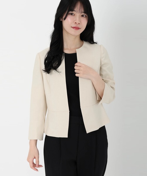 STRAWBERRY-FIELDS(ストロベリーフィールズ)の「7分袖ペプラムジャケット(ノーカラージャケット・レディース・ネイビー/ブラック/ライトベージュ・2/3)」の3枚目の写真