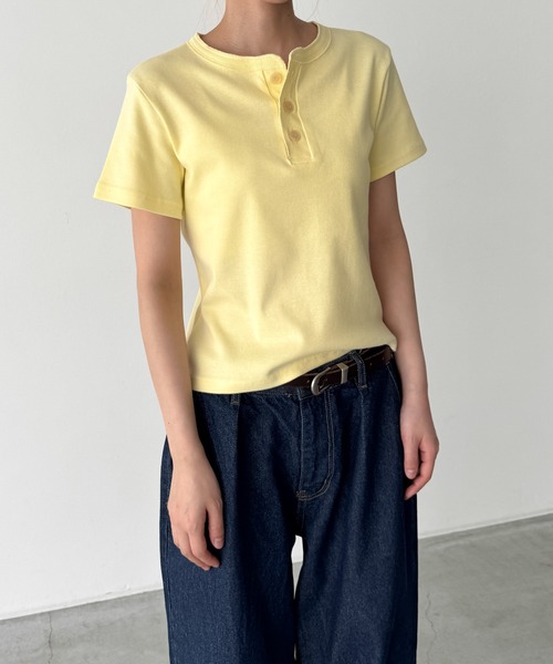 CANAL JEAN(キャナルジーン)の「HARING ヴィンテージコットンヘンリー半袖Tシャツ(Tシャツ/カットソー・レディース・ネイビー/ホワイト/カーキ/イエロー・ONE SIZE)」の4枚目の写真
