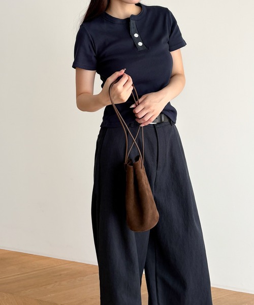 CANAL JEAN（キャナルジーン）の「HARING　ヴィンテージコットンヘンリー半袖Tシャツ（Tシャツ/カットソー・レディース・ネイビー/ホワイト・ONE SIZE）」の10枚目の写真