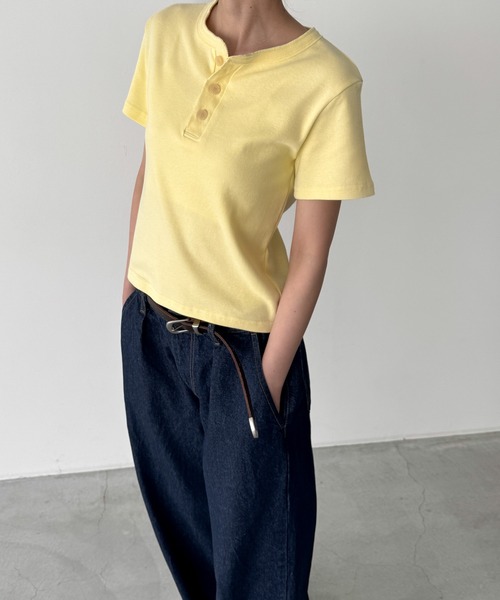 CANAL JEAN(キャナルジーン)の「HARING ヴィンテージコットンヘンリー半袖Tシャツ(Tシャツ/カットソー・レディース・ネイビー/ホワイト/カーキ/イエロー・ONE SIZE)」の13枚目の写真