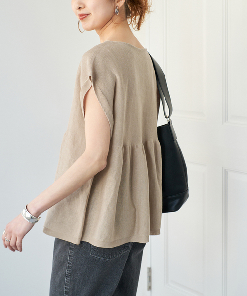 Spick & Span(スピックアンドスパン)の「《追加》手洗い可 / ギマコットンフレンチスリーブプルオーバー(ニット/セーター・レディース・ブラック/ベージュ系その他/ブルー・FREE)」の2枚目の写真