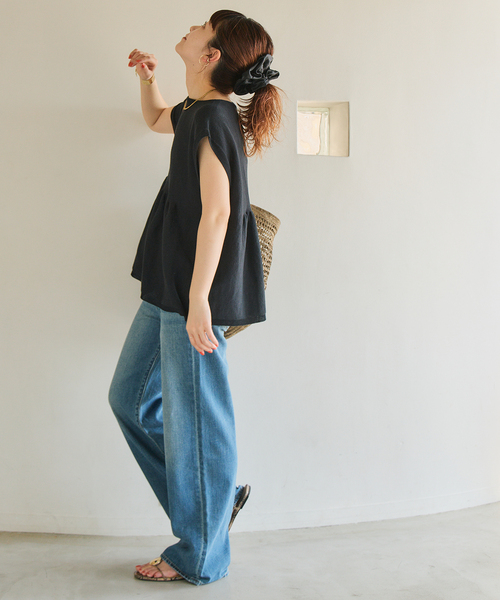 Spick & Span(スピックアンドスパン)の「《追加》手洗い可 / ギマコットンフレンチスリーブプルオーバー(ニット/セーター・レディース・ブラック/ベージュ系その他/ブルー・FREE)」の4枚目の写真