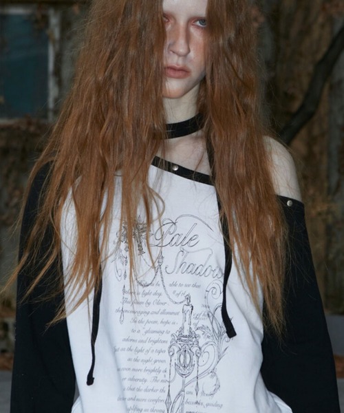 NOT KNOWING（ノットノーイング）の「【NOT KNOWING】One Shoulder Raglan Ruffle Top / 【ノットノーイング】ワンショルダーラグランラッフル長袖Tシャツ（Tシャツ/カットソー・レディース・ホワイト×ブラック・ONE SIZE）」の11枚目の写真