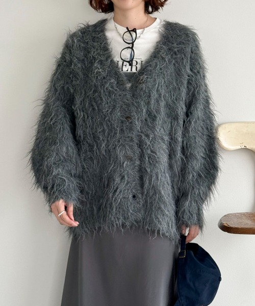 Doux archives（ドゥアルシーヴ）の「シャギーニットカーディガン（カーディガン/ボレロ・レディース・チャコールグレー/ブラウン/ベージュ・FREE）」の2枚目の写真