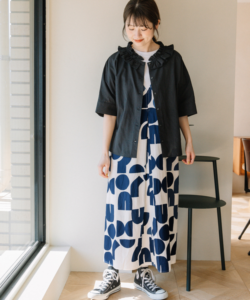POU DOU DOU(プードゥドゥ)の「アートプリントVネックワンピース(ワンピース・レディース・ダークグレー/ブルー・M)」の7枚目の写真