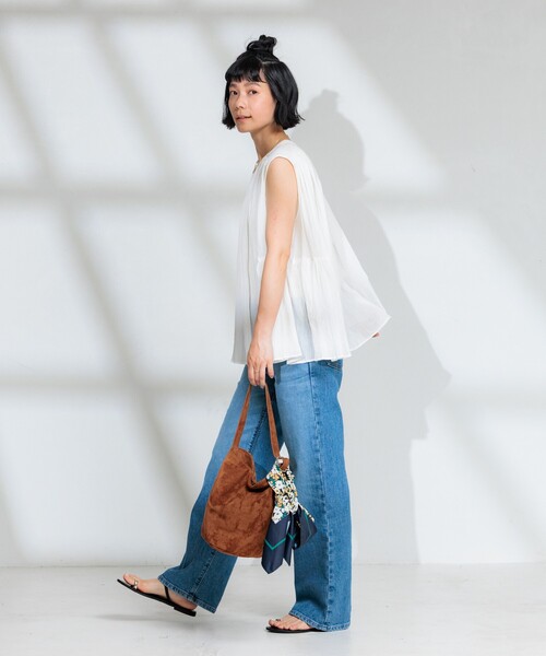 FREAK'S STORE(フリークスストア)の「インド コットンクレープ ノースリフレアブラウス(シャツ/ブラウス・レディース・オフホワイト/クリーム/ブラック/サックスブルー・フリ-)」の8枚目の写真