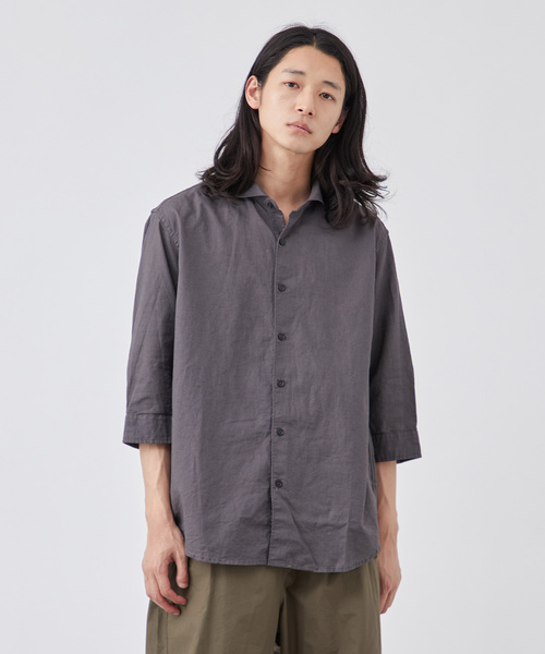 B.C STOCK(ベーセーストック)の「コットンリネン 7分袖シャツ(シャツ/ブラウス・メンズ・ホワイト/チャコールグレー/カーキ/サックスブルー・MEDIUM/LARGE/X-LARGE)」の2枚目の写真
