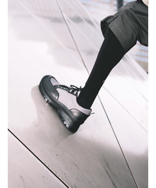 OAO(オーエーオー)の「VOGEL(スニーカー・レディース・Black/MD.Gray・23/29/24/25/27/28)」の21枚目の写真