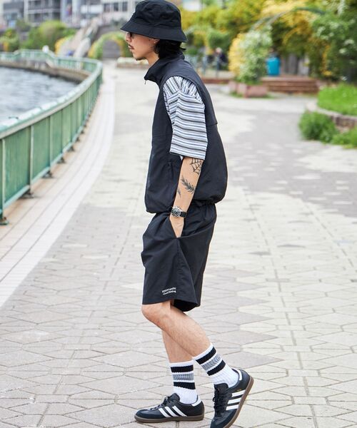 FFEIN（フェイン）の「【FFEIN(フェイン)】ワンポイント刺繍ナイロンショートパンツ / ショーツ 短パン 刺繍 シンプル パンツ（その他パンツ・メンズ・ブラック/チャコール/ネイビー・SMALL/MEDIUM/LARGE）」の9枚目の写真