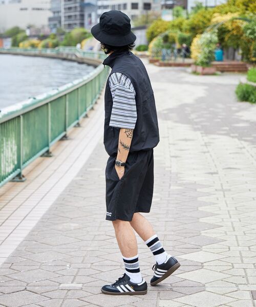 FFEIN（フェイン）の「【FFEIN(フェイン)】ワンポイント刺繍ナイロンショートパンツ / ショーツ 短パン 刺繍 シンプル パンツ（その他パンツ・メンズ・ブラック/チャコール/ネイビー・SMALL/MEDIUM/LARGE）」の10枚目の写真