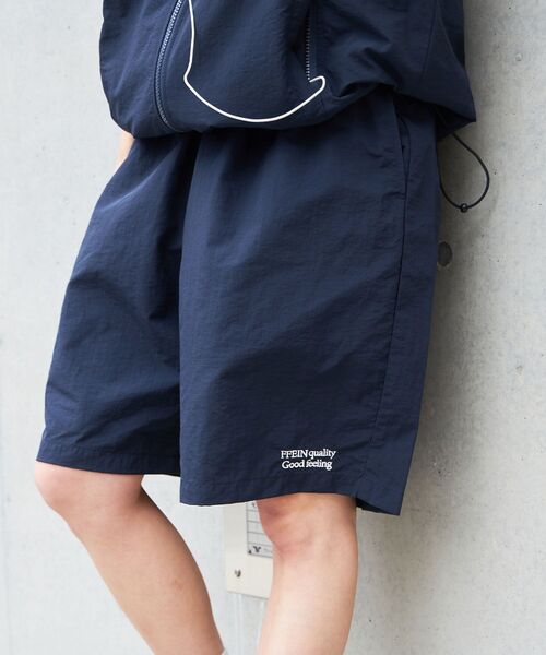 FFEIN（フェイン）の「【FFEIN(フェイン)】ワンポイント刺繍ナイロンショートパンツ / ショーツ 短パン 刺繍 シンプル パンツ（その他パンツ・メンズ・ブラック/チャコール/ネイビー・SMALL/MEDIUM/LARGE）」の19枚目の写真